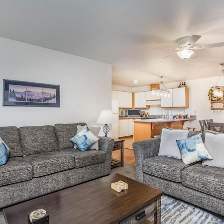 Walk To Downtown * 6 Guests * Pets * A/C! * No Stairs! Apartment Leavenworth Exterior photo