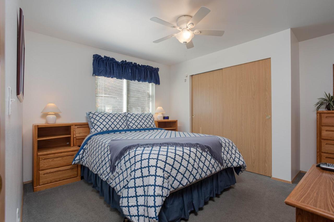 Walk To Downtown * 6 Guests * Pets * A/C! * No Stairs! Apartment Leavenworth Exterior photo